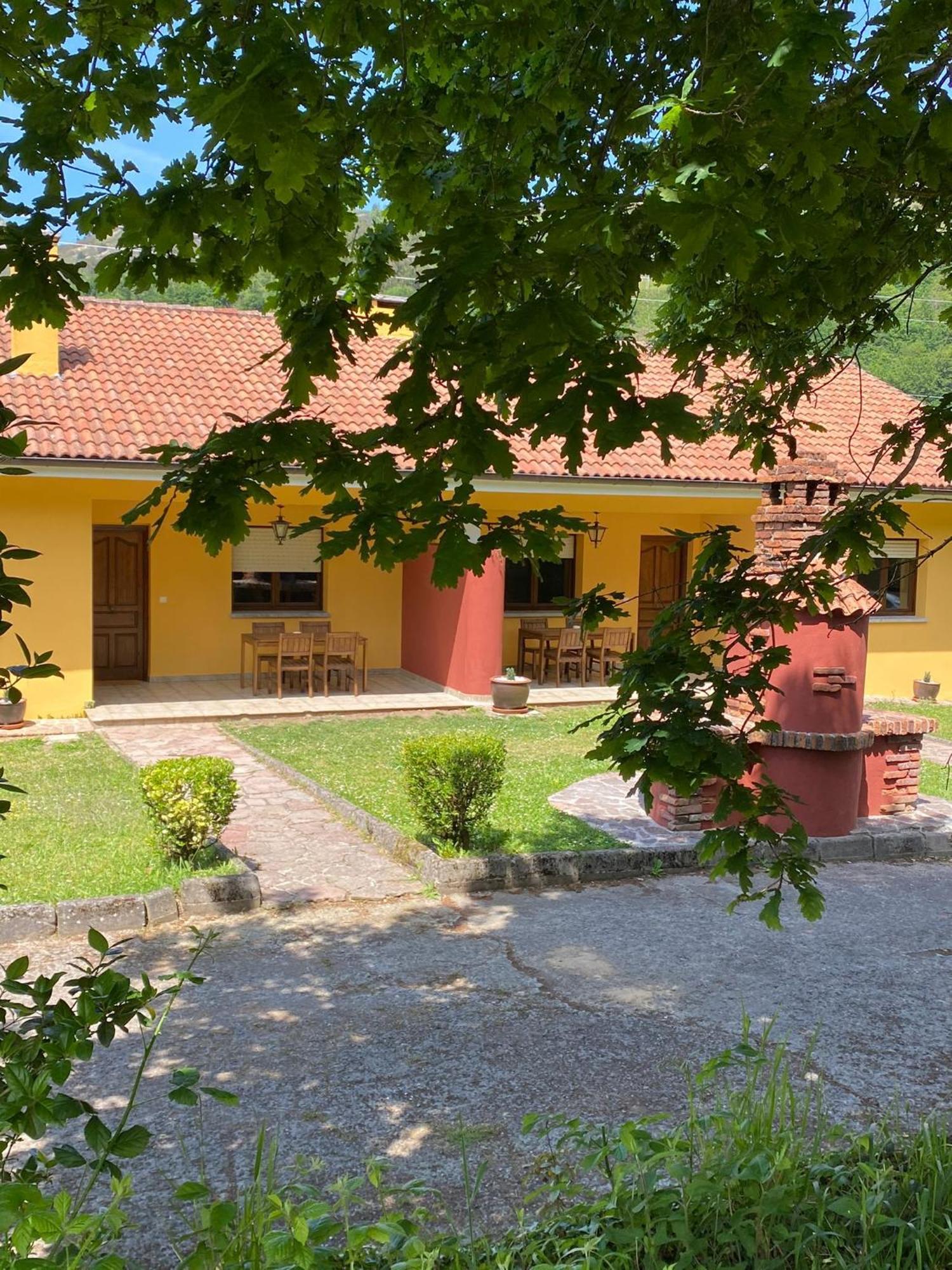 Finca La Cuesta Onís Exterior foto